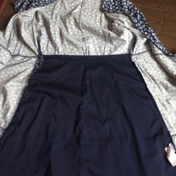 Cute mini wrap dress - Picture 3 of 4